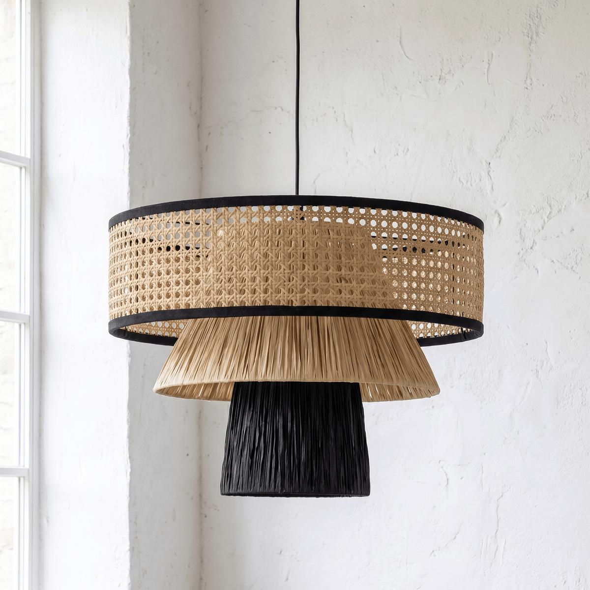 Grande Suspension en Rotin Noir Champignon Architecturale