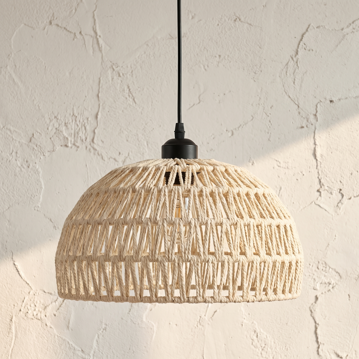 Suspension en Rotin Blanc Demi-Sphère Ajourée