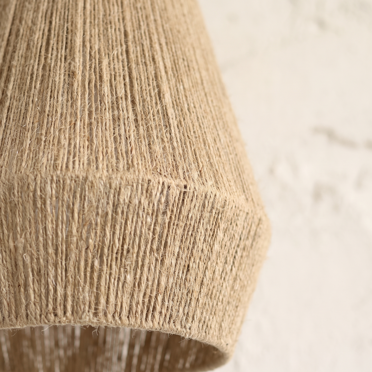 Suspension en Rotin Petite Cloche
