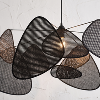 Lustre en Rotin Noir Multi-Panneaux Design