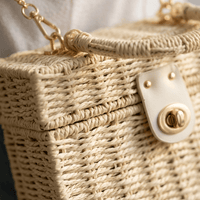 Sac Rotin Boîte Chic avec Chaîne Dorée