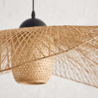 Suspension en Rotin Ailes avec Diffuseur Central