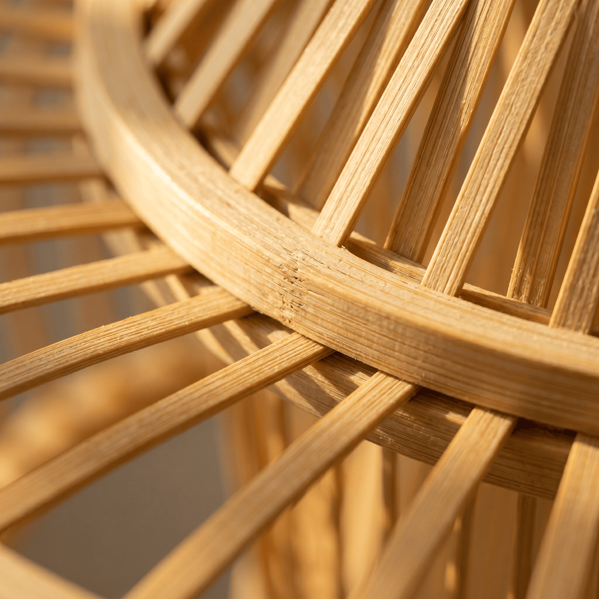 Suspension en Rotin Bambou Design Alvéolaire