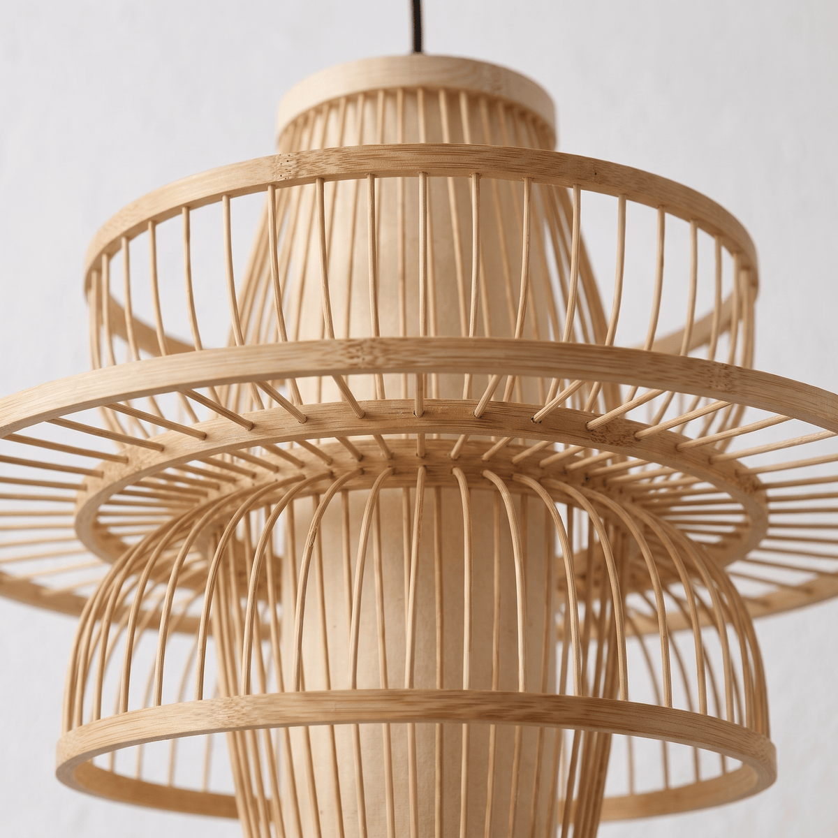 Suspension en Rotin Bambou Design Alvéolaire