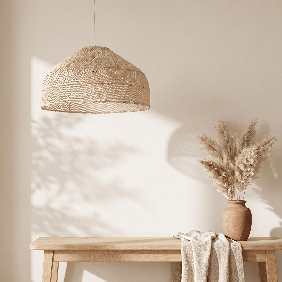 Suspension en Rotin Beige Cloche