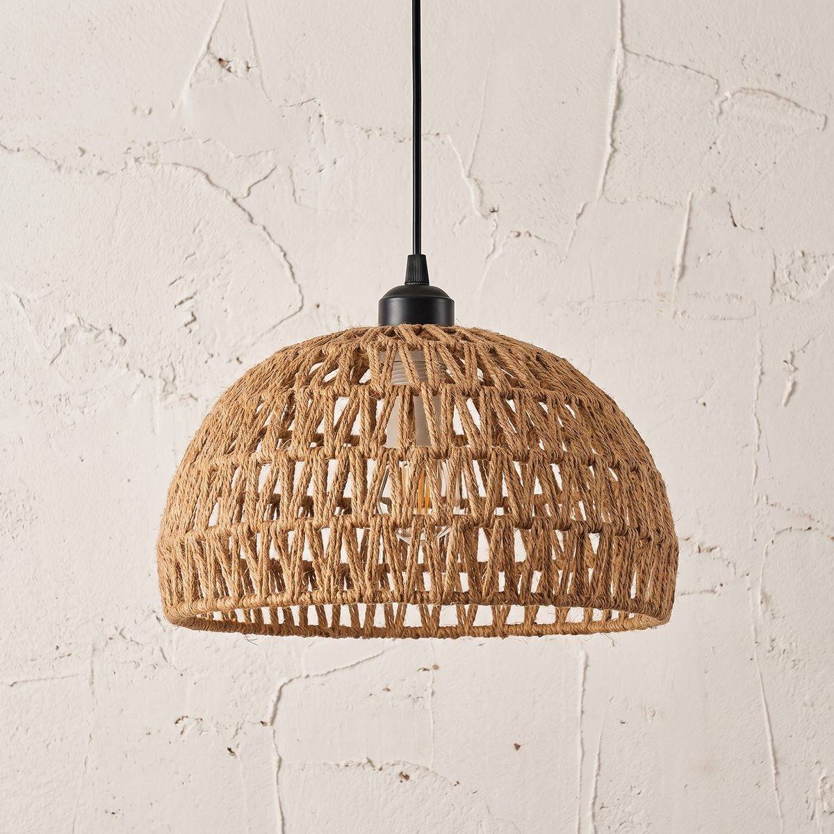 Suspension en Rotin Beige Demi-Sphère Ajourée