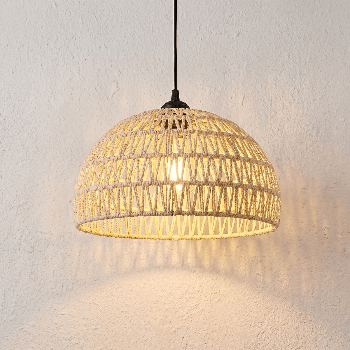 Suspension en Rotin Blanc Demi-Sphère Ajourée