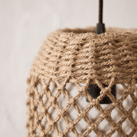 Suspension en Rotin Cloche Droite Compacte