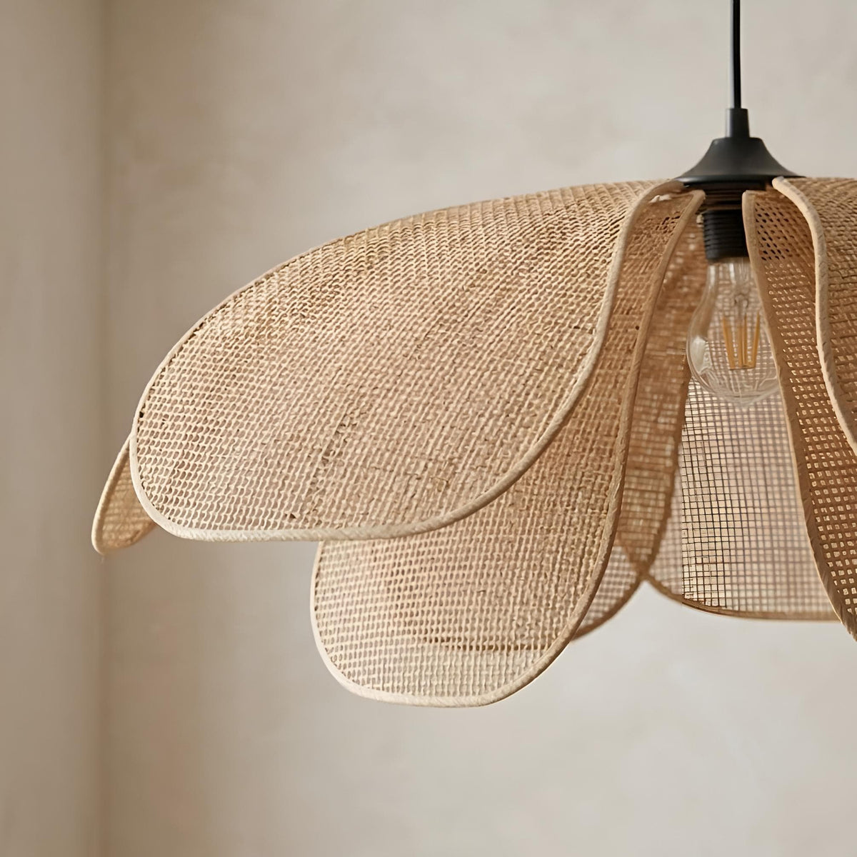 Suspension en Rotin Fleur