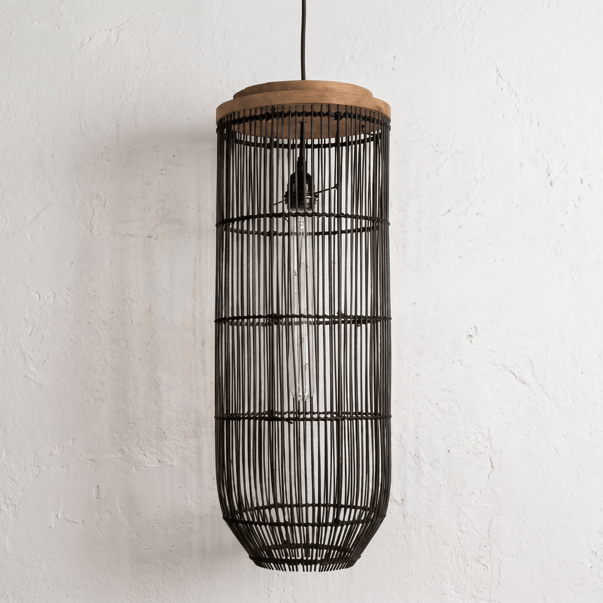 Suspension en Rotin Noir Lanterne Verticale