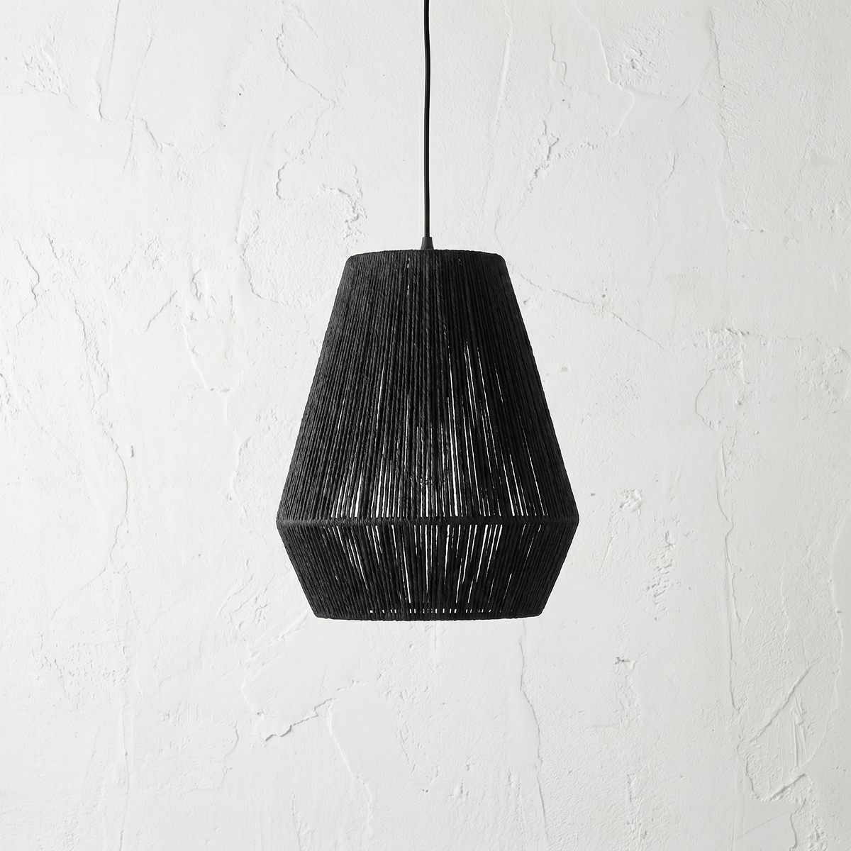 Suspension en Rotin Noir Petite Cloche