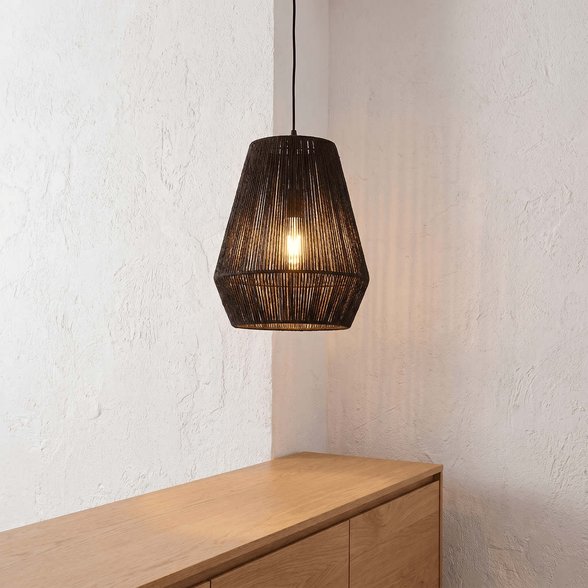 Suspension en Rotin Noir Petite Cloche