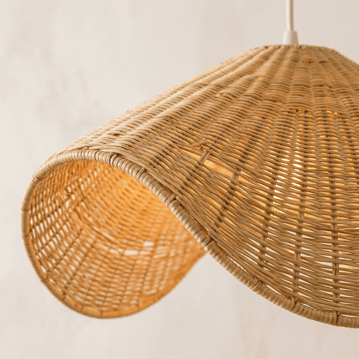 Suspension en Rotin Vague