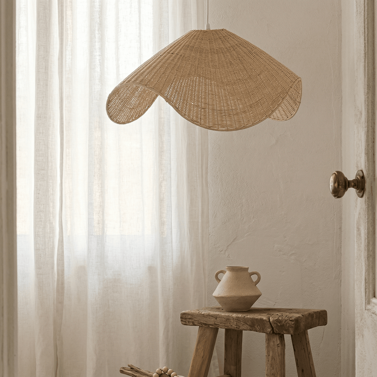 Suspension en Rotin Vague