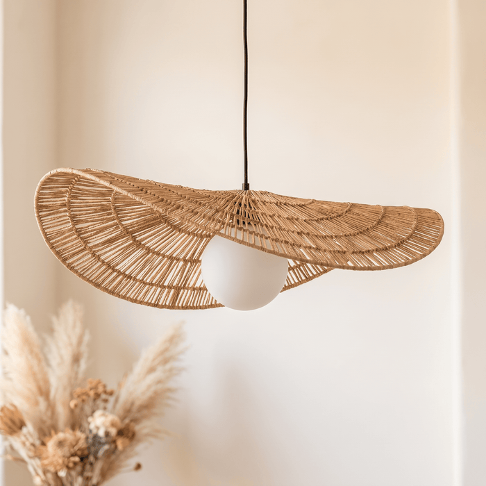 Suspension en Rotin Vague Sculptural