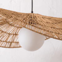Suspension en Rotin Vague Sculptural