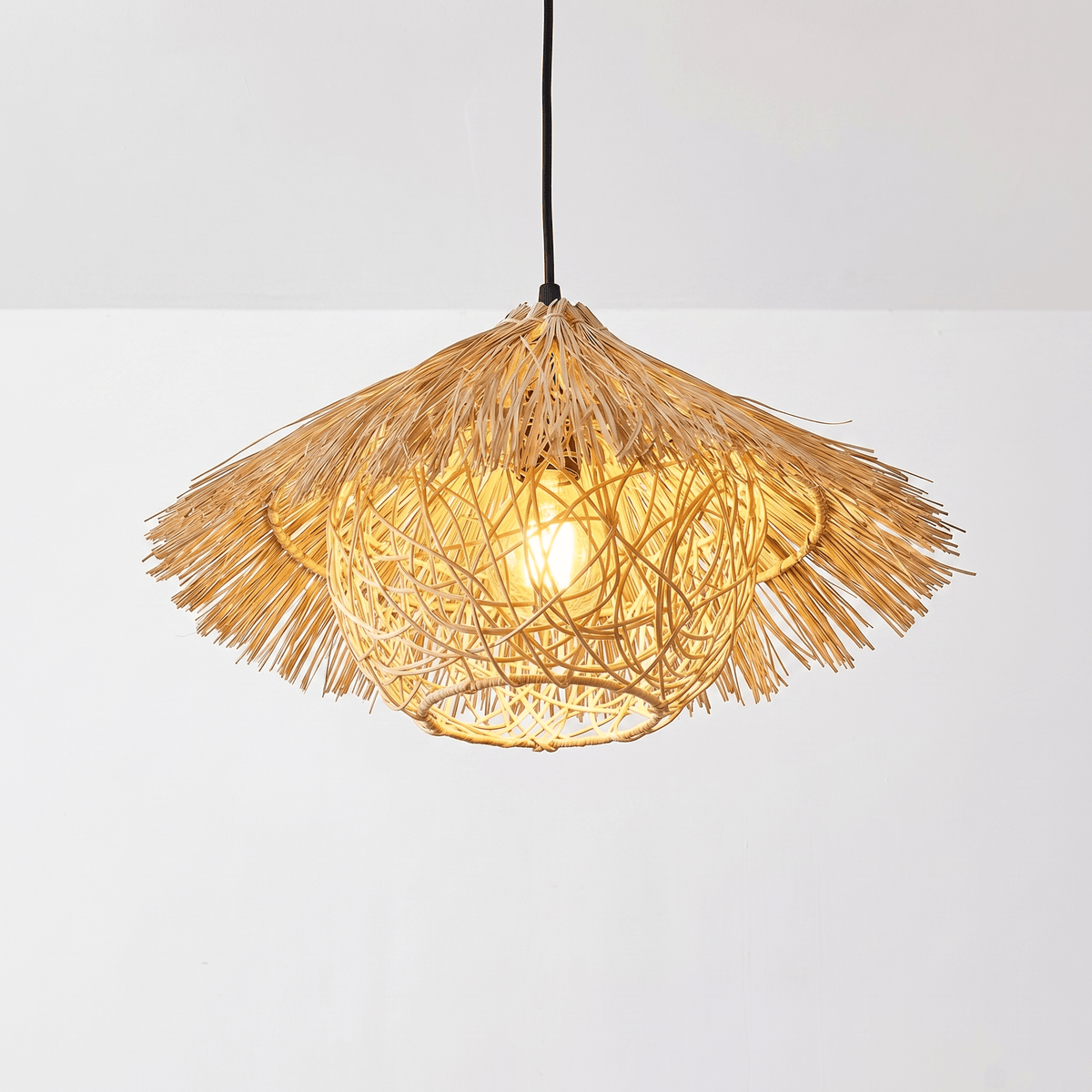 Suspension Rotin Capeline Sauvage