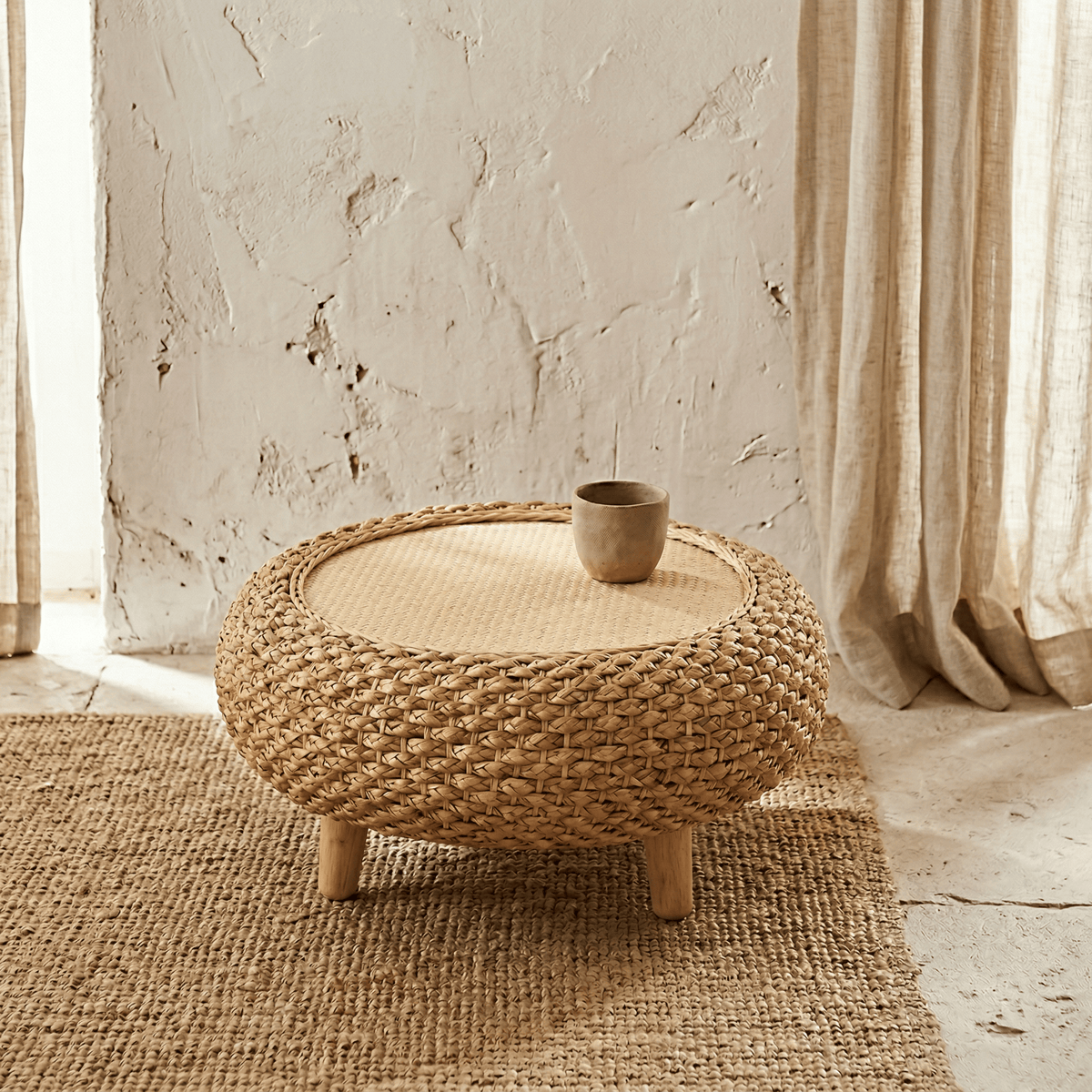 Table Basse Rotin Ronde Galet sur Pieds