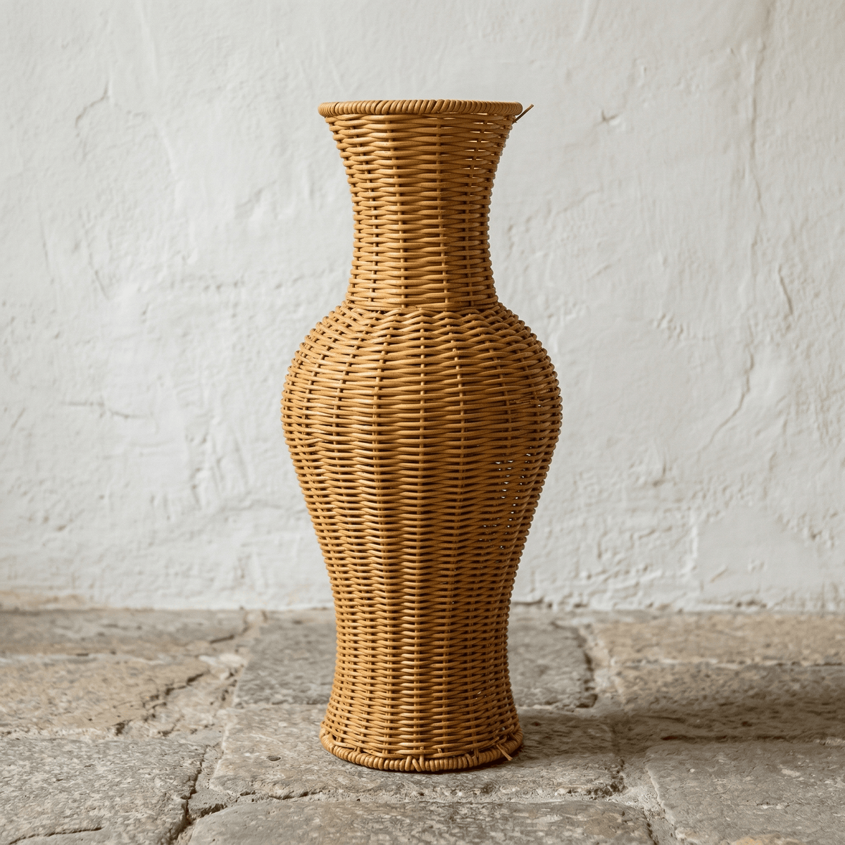 Vase Rotin Galbé Style Amphore